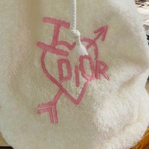 DOIR, J’adore 💖💝💗 NEW, never used! Terry clothe